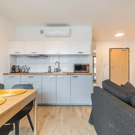 Apartment Mierzeja - Park, Z Jedna Sypialnia, 500 M Od Plazy, Bezplatny Meleks Stegna (Pomerania)
